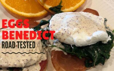 Eggs Benedict with Spinach and Tomato
